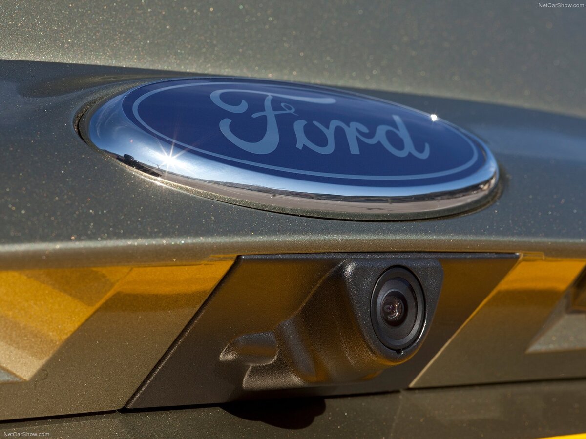 Ford Kuga Mk2 Presse Bilder und Fotos