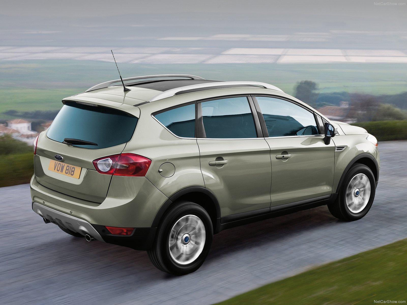 Ford Kuga Mk1 Presse Bilder und Fotos