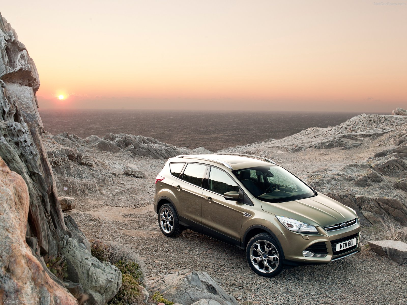 Ford Kuga Mk2 Presse Bilder und Fotos